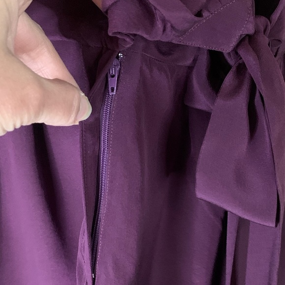 Rory Beca purple 100% silk shorts romper Size Medium - Picture 7 of 9